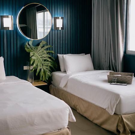 Dosi Hotel Ph Talisay  Extérieur photo