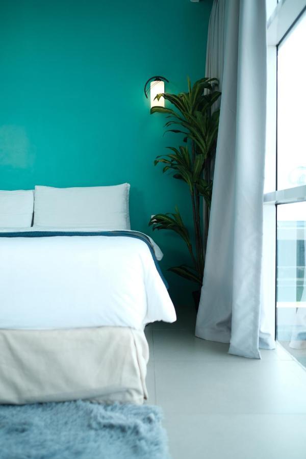 Dosi Hotel Ph Talisay  Extérieur photo