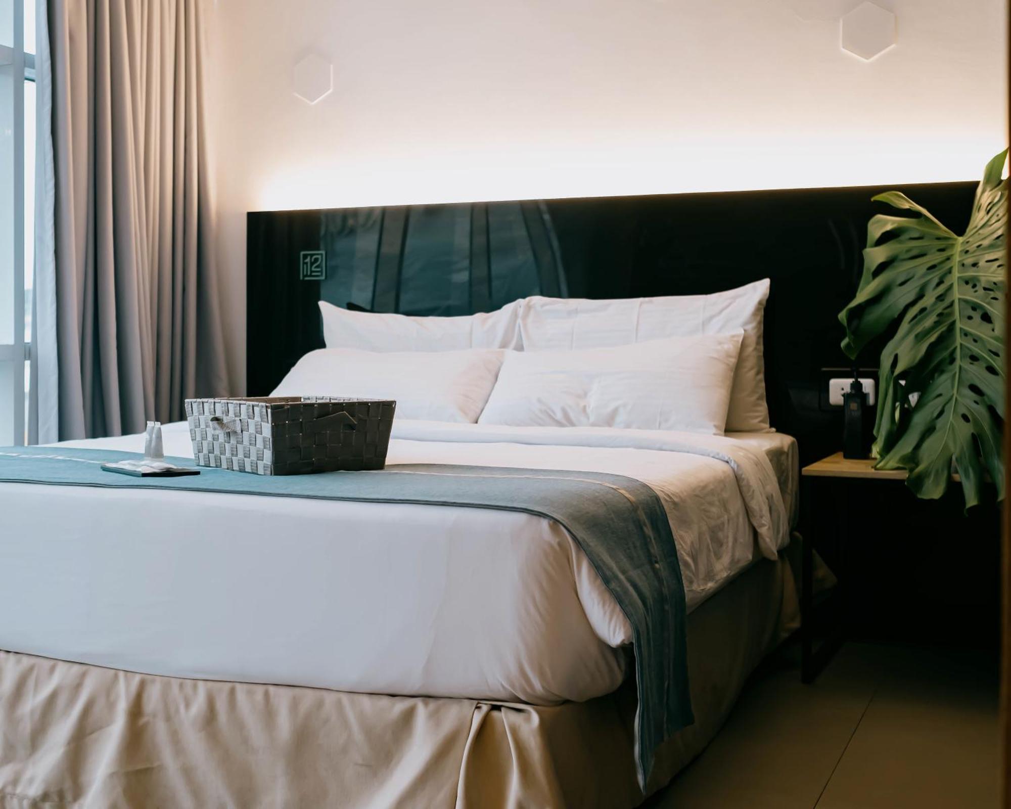 Dosi Hotel Ph Talisay  Extérieur photo